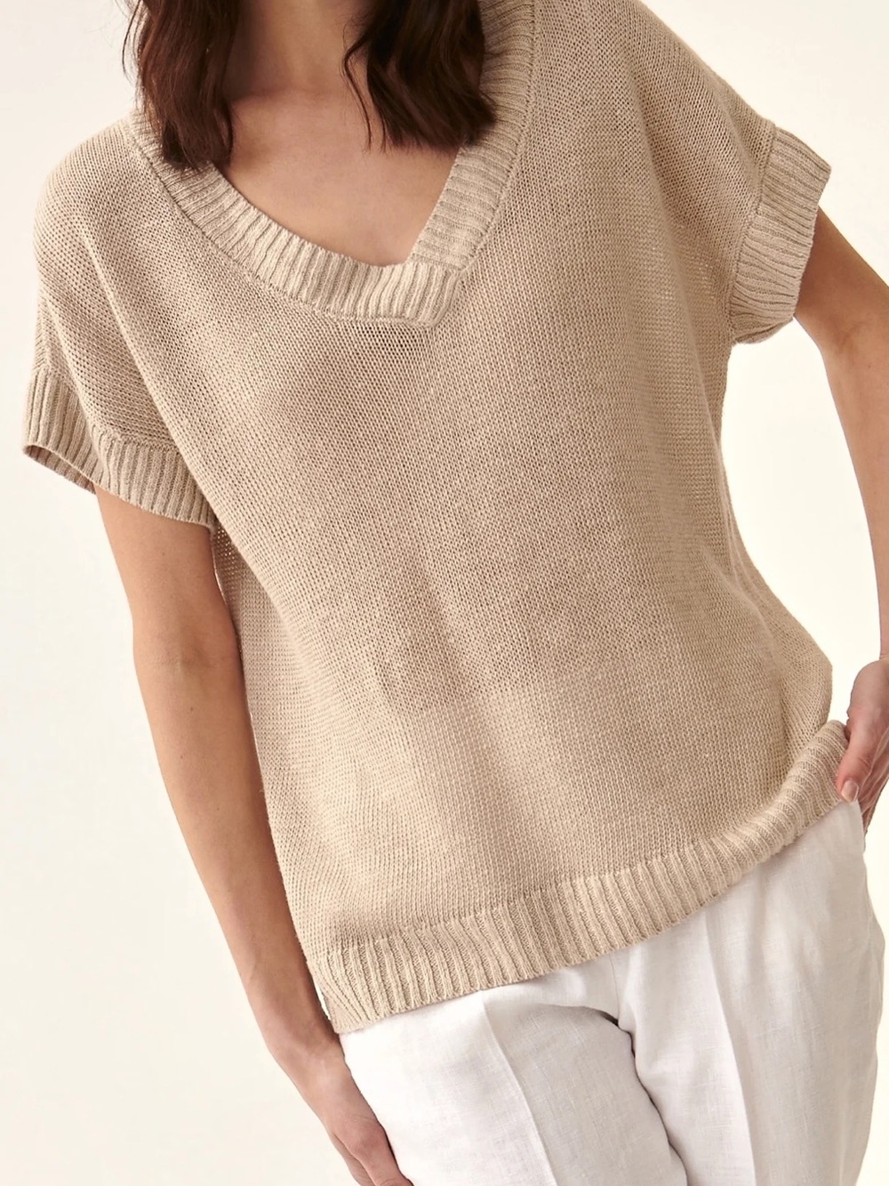 Melissa Paige V-Neck Short Sleeve Sweater in Taupe Brown